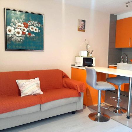 Comfortable Apartment Next To The Pools Costa Adeje  Exteriör bild