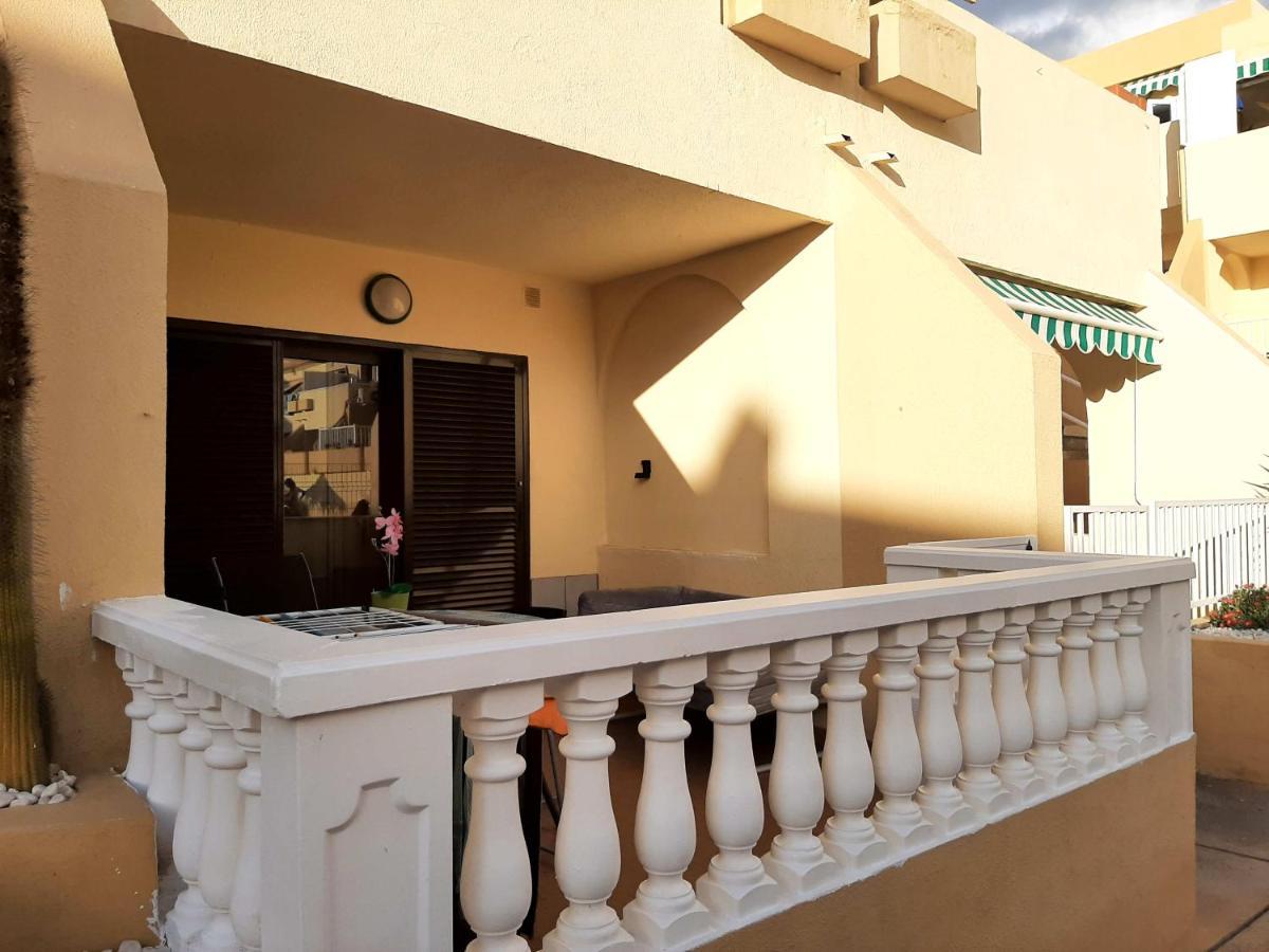 Comfortable Apartment Next To The Pools Costa Adeje  Exteriör bild