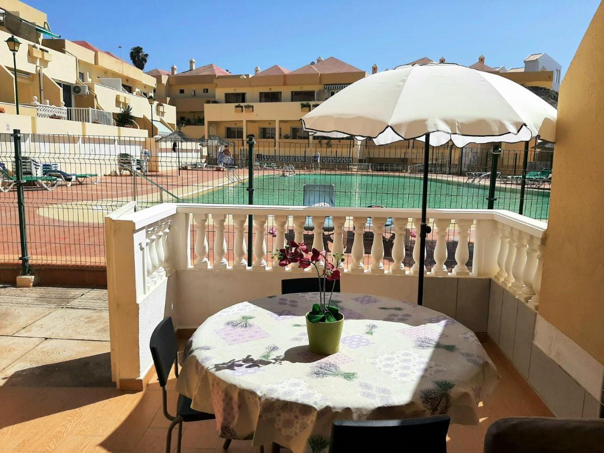 Comfortable Apartment Next To The Pools Costa Adeje  Exteriör bild